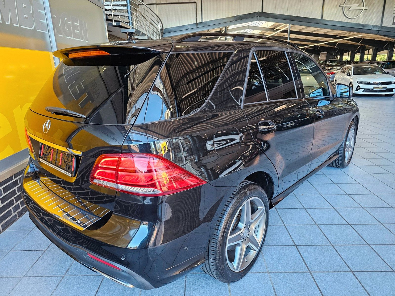 Mercedes-Benz GLE 350 d 4Matic AMG Line - SUV: foto 2 Mercedes-Benz GLE 350 d 4Matic AMG Line - SUV: foto 2