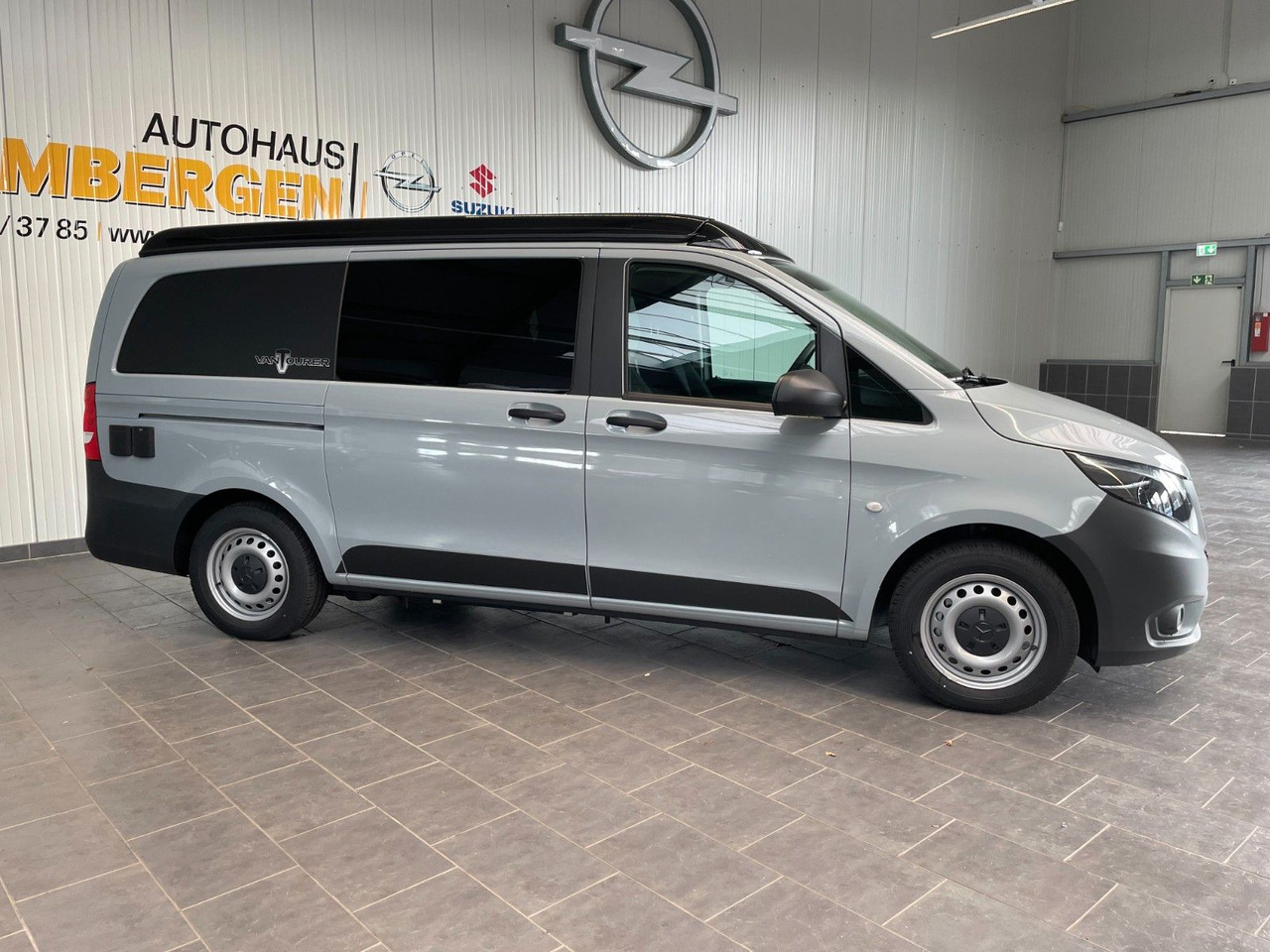 Mercedes-Benz Vito VanTourer Urban "Comfort" Camper Küche AHK - Auto kemperis: foto 3 Mercedes-Benz Vito VanTourer Urban "Comfort" Camper Küche AHK - Auto kemperis: foto 3