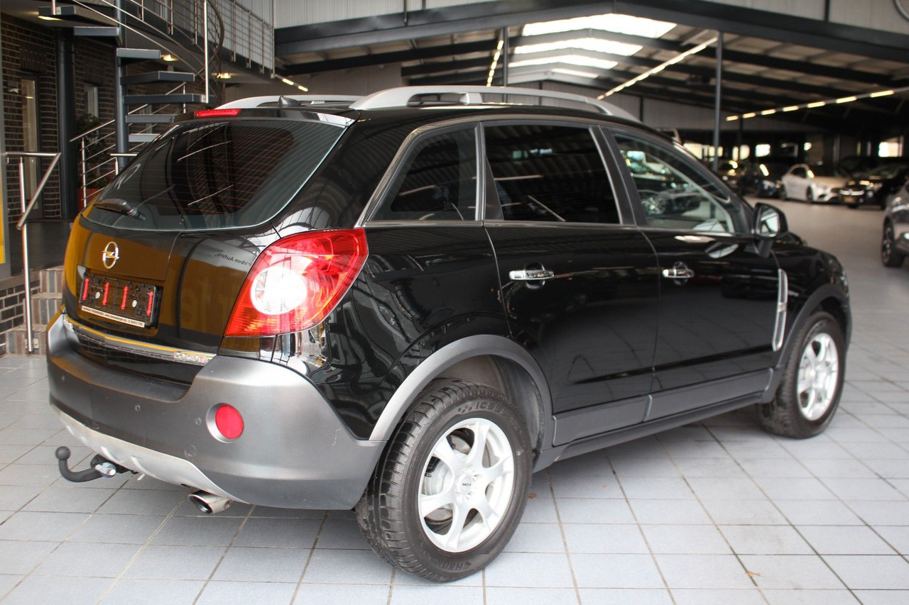 SUV Opel Antara Cosmo 4x4 Navi AHK AT-Motor & Getriebe: foto 16
