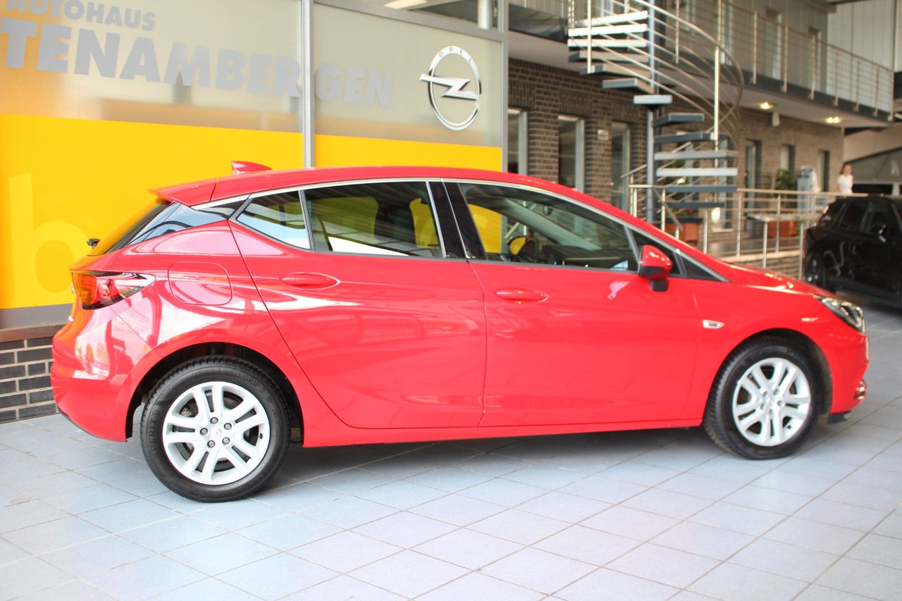 Opel Astra K Lim. Innovation Navi Voll-LED Kamera - Sedans: foto 3 Opel Astra K Lim. Innovation Navi Voll-LED Kamera - Sedans: foto 3