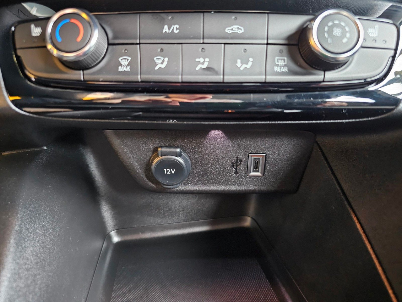 Vieglā automašīna Opel Corsa F 1.2 Sitz-Lenkradheizung Kamera Allwetter: foto 11