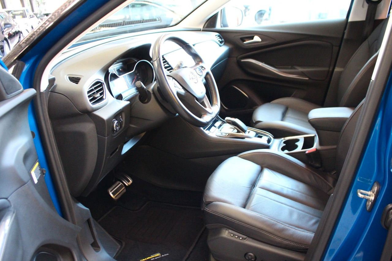 Opel Grandland Plug-in-Hybrid AHK Navi Leder LED Kam. - SUV: foto 5 Opel Grandland Plug-in-Hybrid AHK Navi Leder LED Kam. - SUV: foto 5