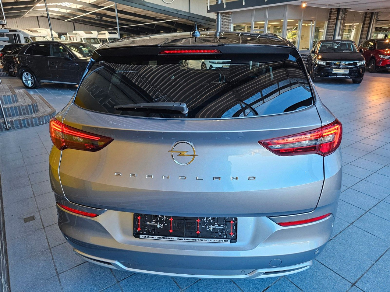 Opel Grandland (X) Elegance IntelliLux 360°Kamera ACC - SUV: foto 5 Opel Grandland (X) Elegance IntelliLux 360°Kamera ACC - SUV: foto 5