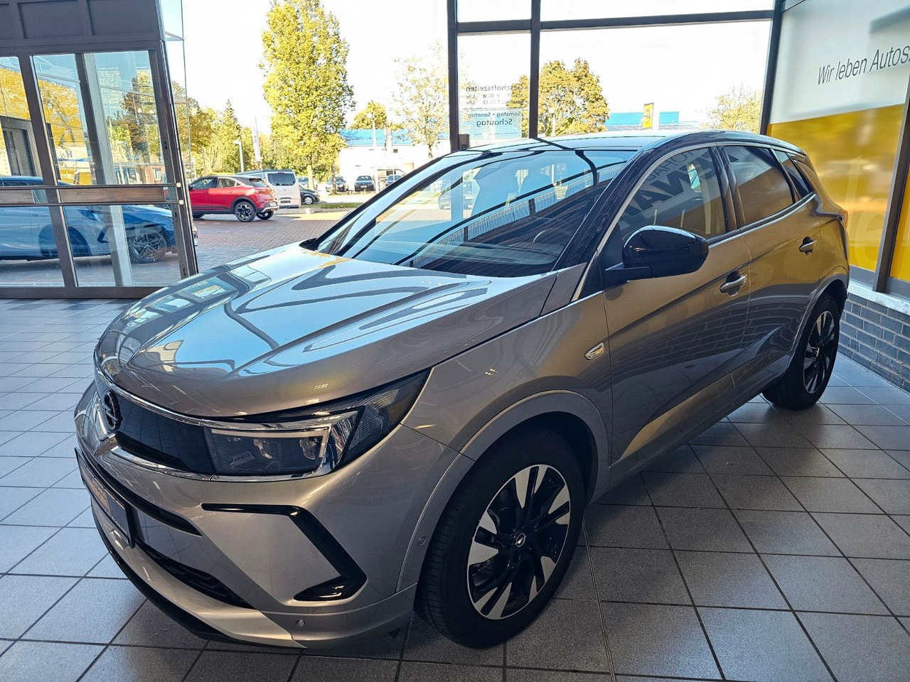 Opel Grandland (X) Elegance IntelliLux 360°Kamera ACC - SUV: foto 3 Opel Grandland (X) Elegance IntelliLux 360°Kamera ACC - SUV: foto 3