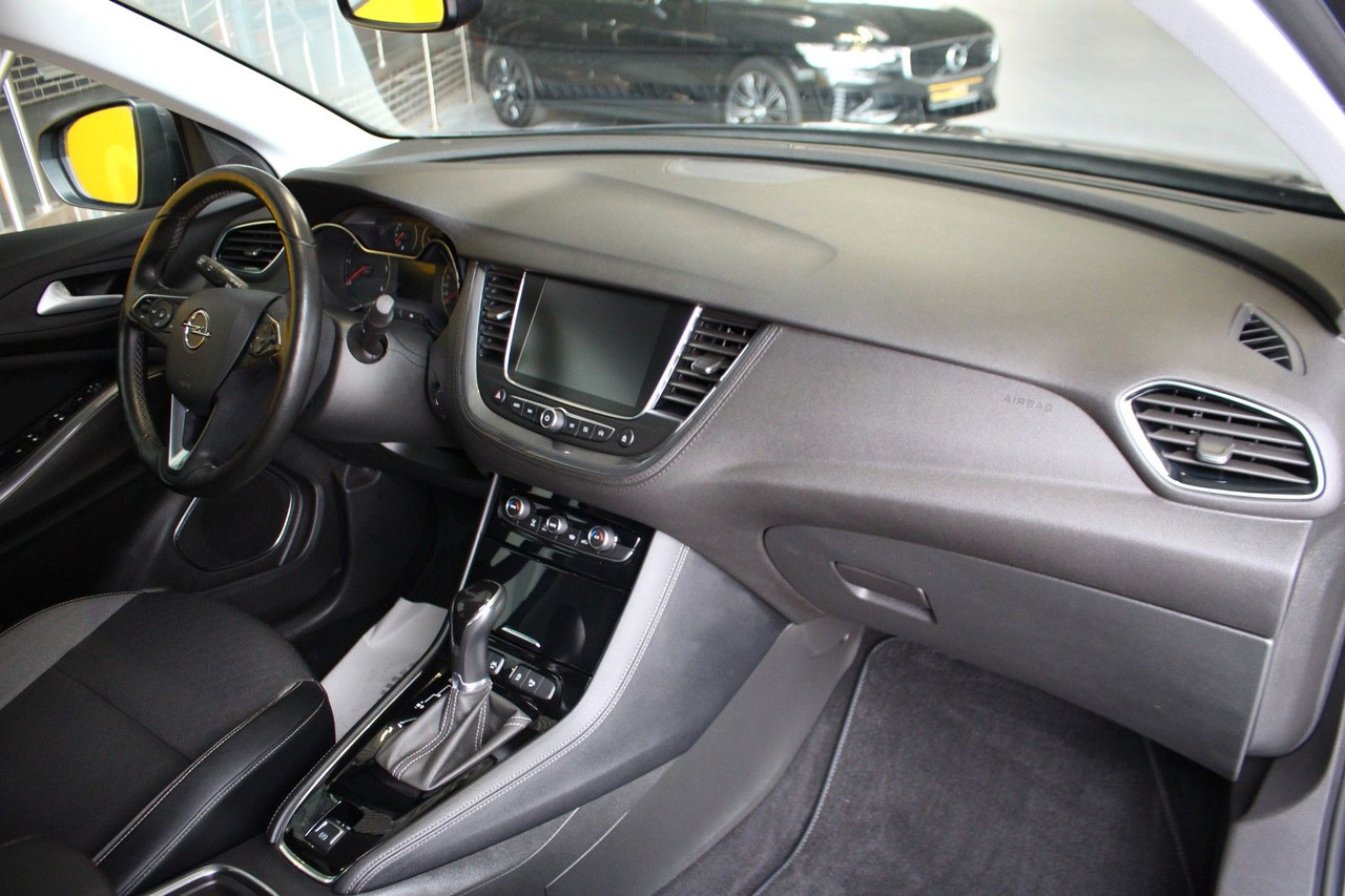 Opel Grandland X Innovation AT-8 Navi Kamera LED AHK - SUV: foto 4 Opel Grandland X Innovation AT-8 Navi Kamera LED AHK - SUV: foto 4