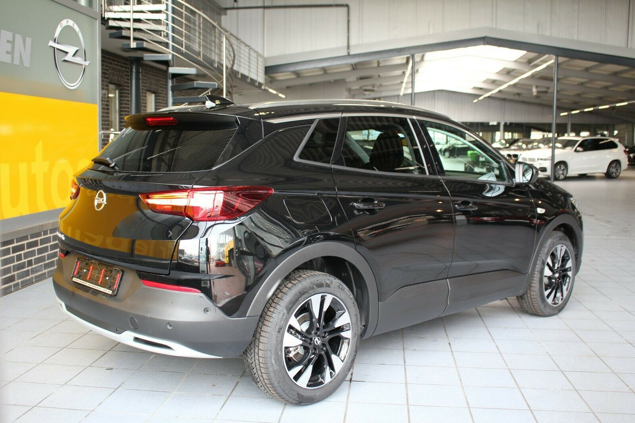 Opel Grandland X Ultimate Leder 360°Kamera DAB - SUV: foto 5 Opel Grandland X Ultimate Leder 360°Kamera DAB - SUV: foto 5