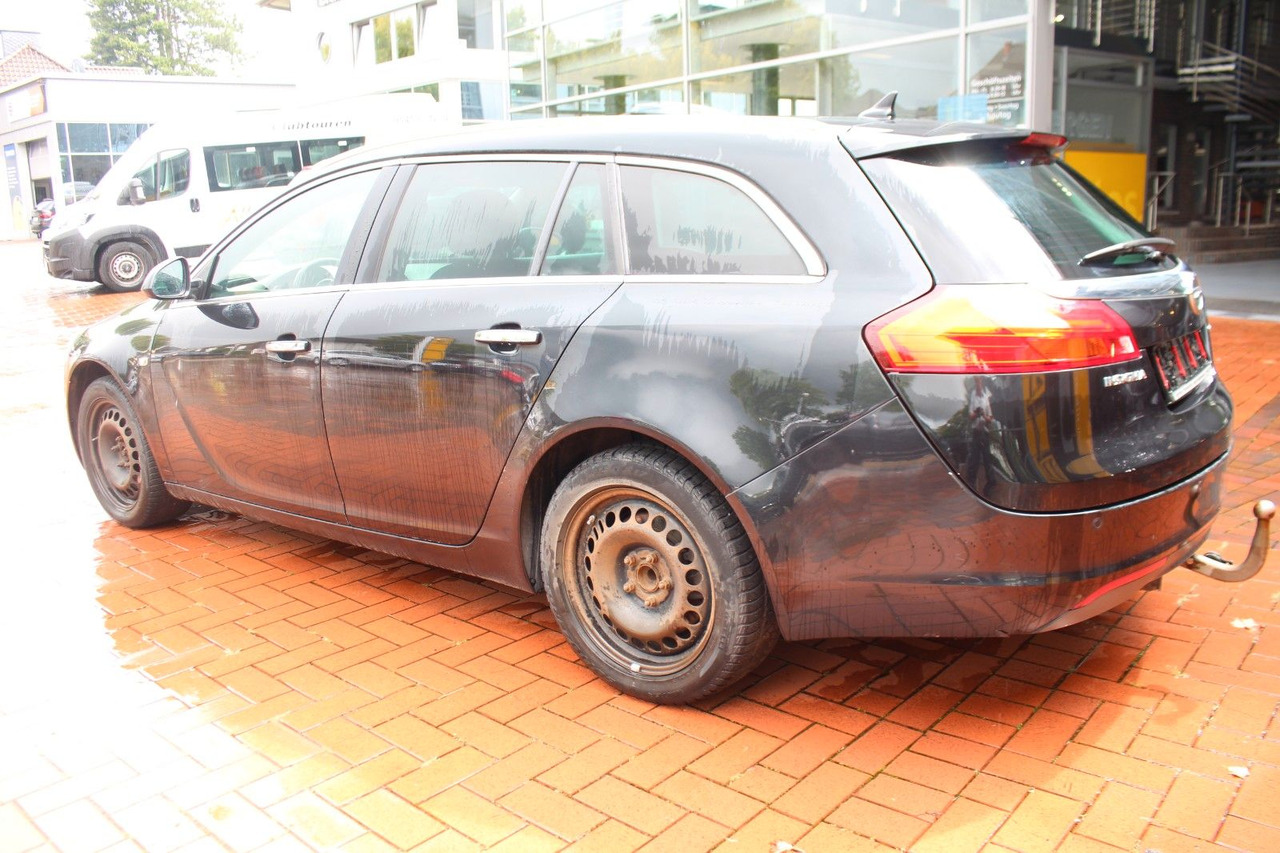 Opel Insignia A Sports Tourer Innovation - Universālis: foto 4 Opel Insignia A Sports Tourer Innovation - Universālis: foto 4
