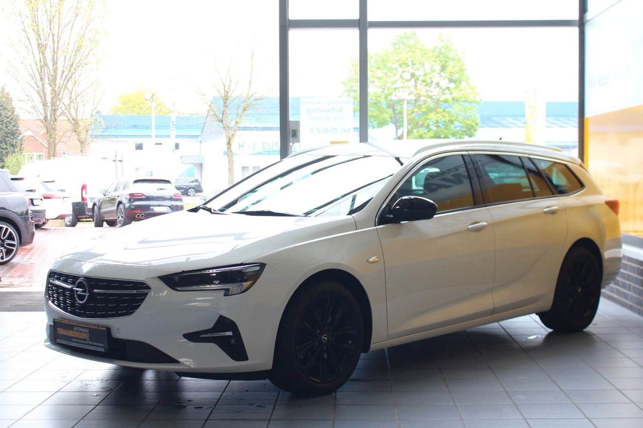 Opel Insignia B ST 4x4 Leder Massage Bose Matrix AHK - Vieglā automašīna: foto 4 Opel Insignia B ST 4x4 Leder Massage Bose Matrix AHK - Vieglā automašīna: foto 4