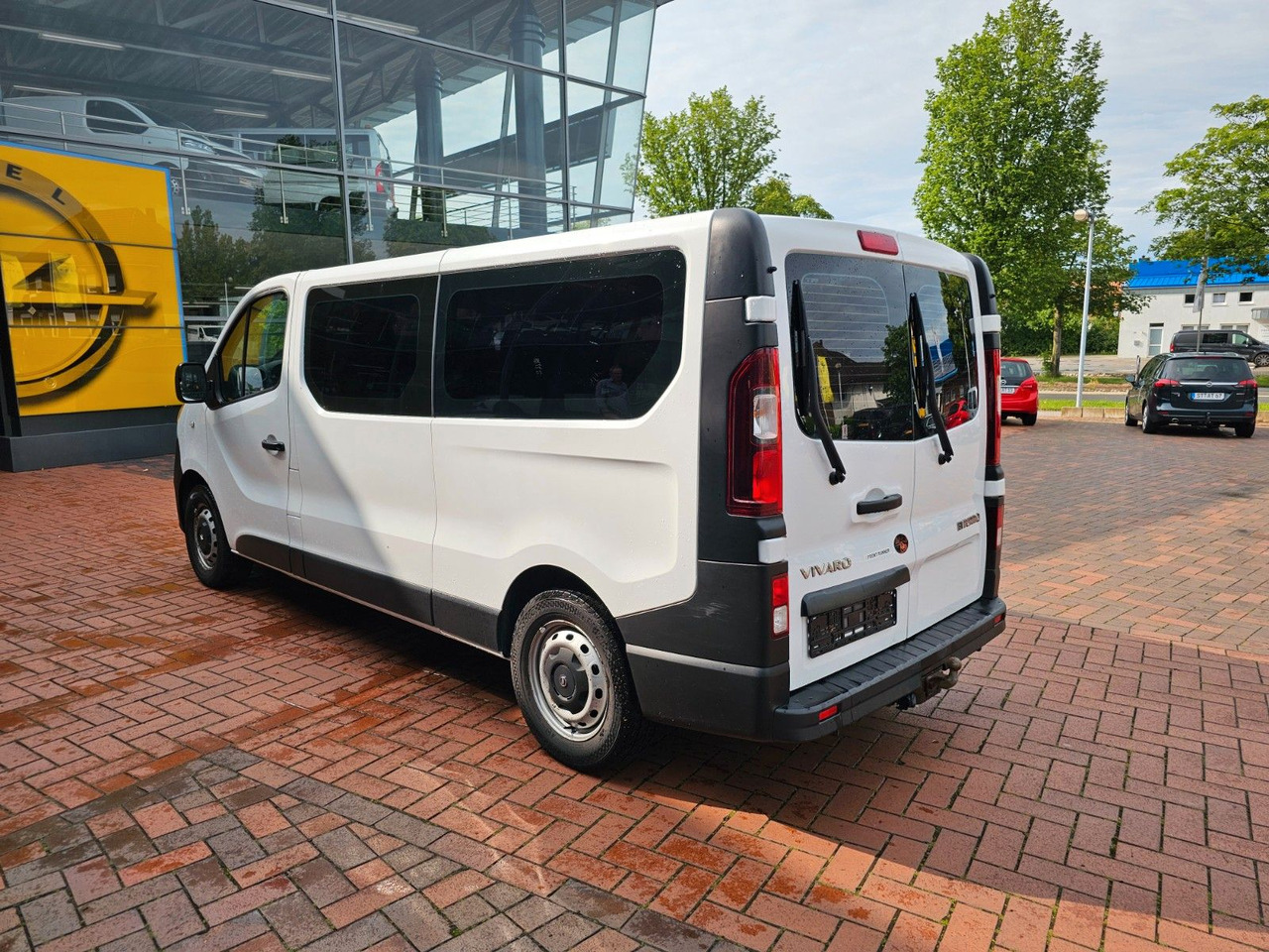 Opel Vivaro B Combi Bus L2H1 2,9t AHK - Pasažieru furgons: foto 3 Opel Vivaro B Combi Bus L2H1 2,9t AHK - Pasažieru furgons: foto 3