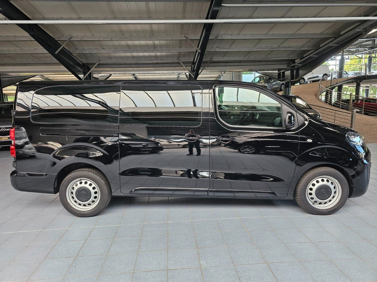 Opel Vivaro Kasten FlexSpace L DoKa Navi CarPlay DAB - Mazs furgons, Kravas-pasažieru furgons: foto 5 Opel Vivaro Kasten FlexSpace L DoKa Navi CarPlay DAB - Mazs furgons, Kravas-pasažieru furgons: foto 5