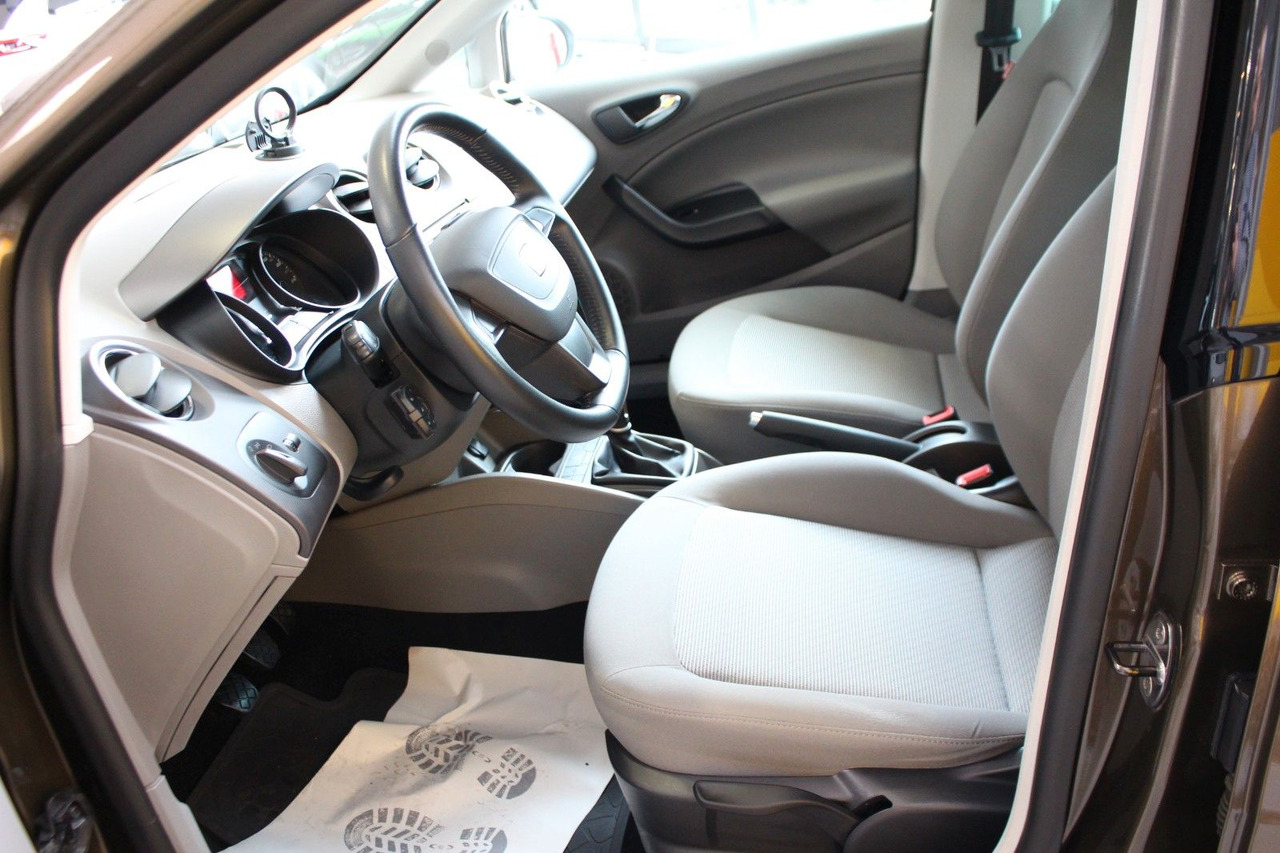 Vieglā automašīna Seat Ibiza  Style Viva: foto 8 Vieglā automašīna Seat Ibiza  Style Viva: foto 8