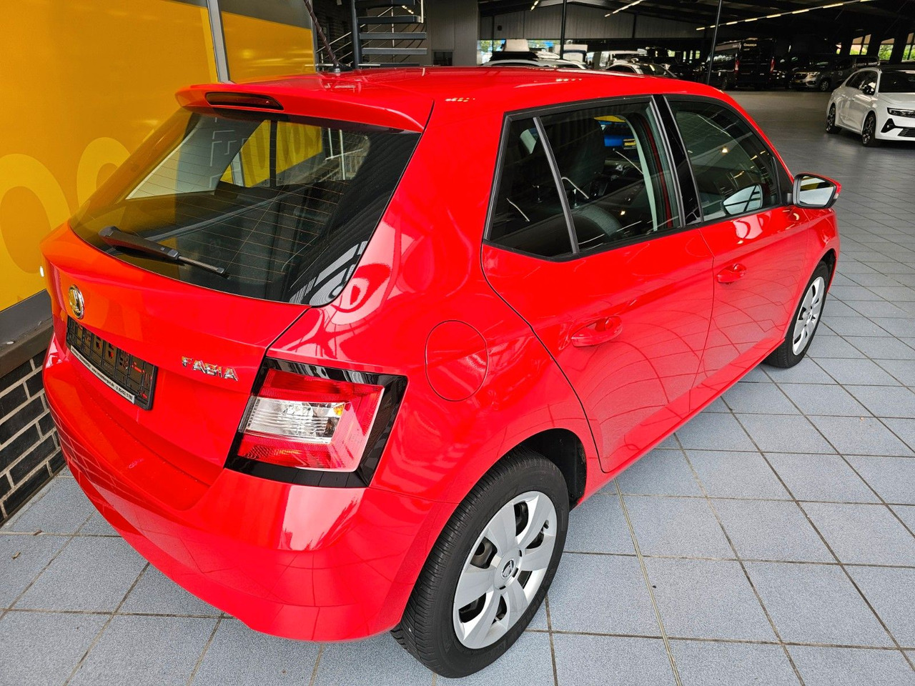 Skoda Fabia Cool Edition SHZ USB - Vieglā automašīna: foto 3 Skoda Fabia Cool Edition SHZ USB - Vieglā automašīna: foto 3