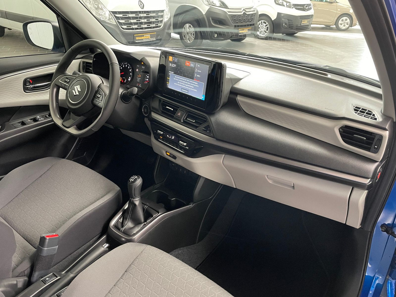 Vieglā automašīna Suzuki Swift 1.2 DUALJET HYBRID Comfort+: foto 9