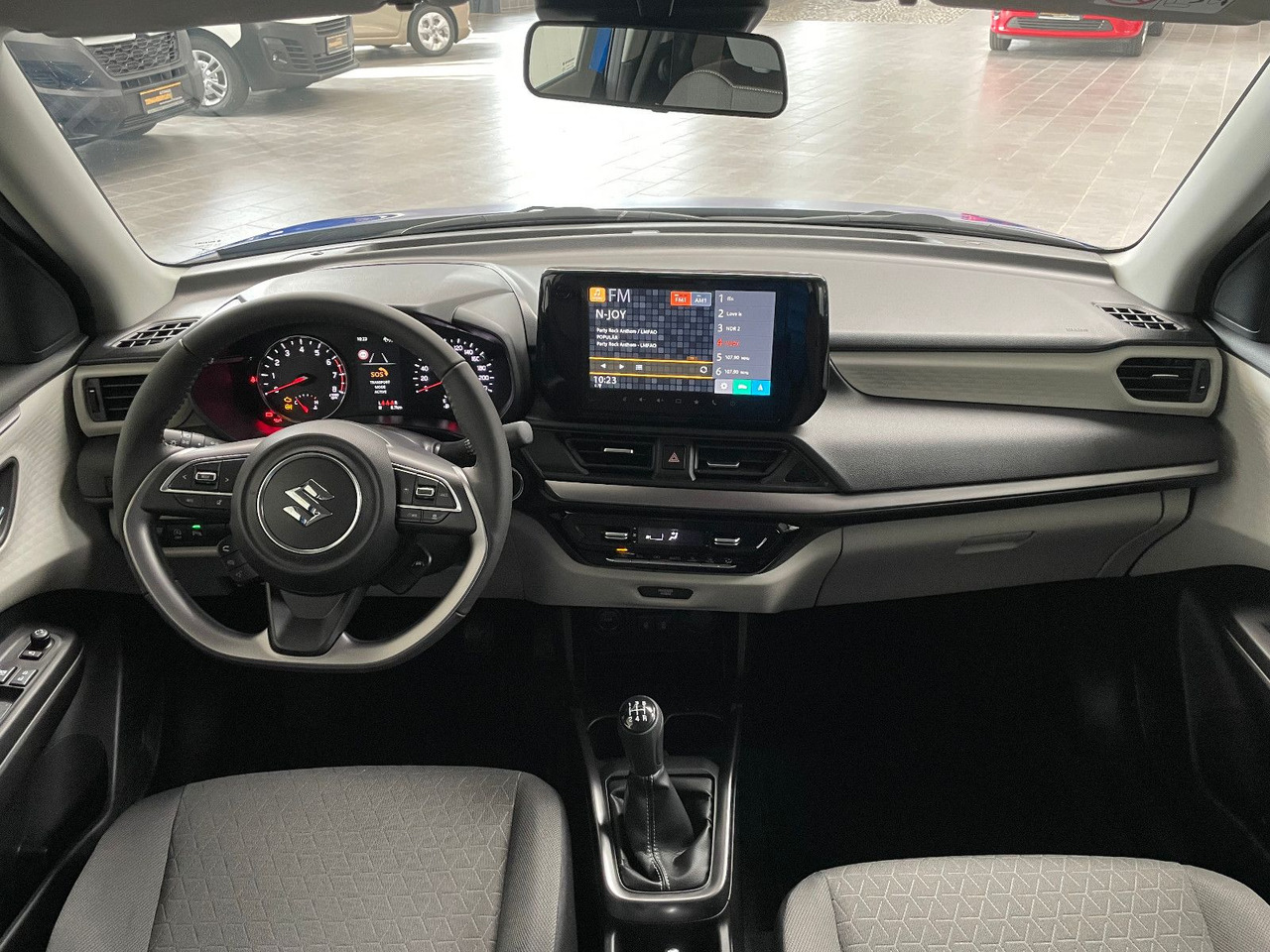 Vieglā automašīna Suzuki Swift 1.2 DUALJET HYBRID Comfort+: foto 15