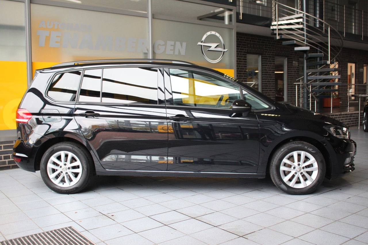 Volkswagen Touran Comfortline BMT S/S Navi Kamera ACC - Pasažieru furgons: foto 3 Volkswagen Touran Comfortline BMT S/S Navi Kamera ACC - Pasažieru furgons: foto 3