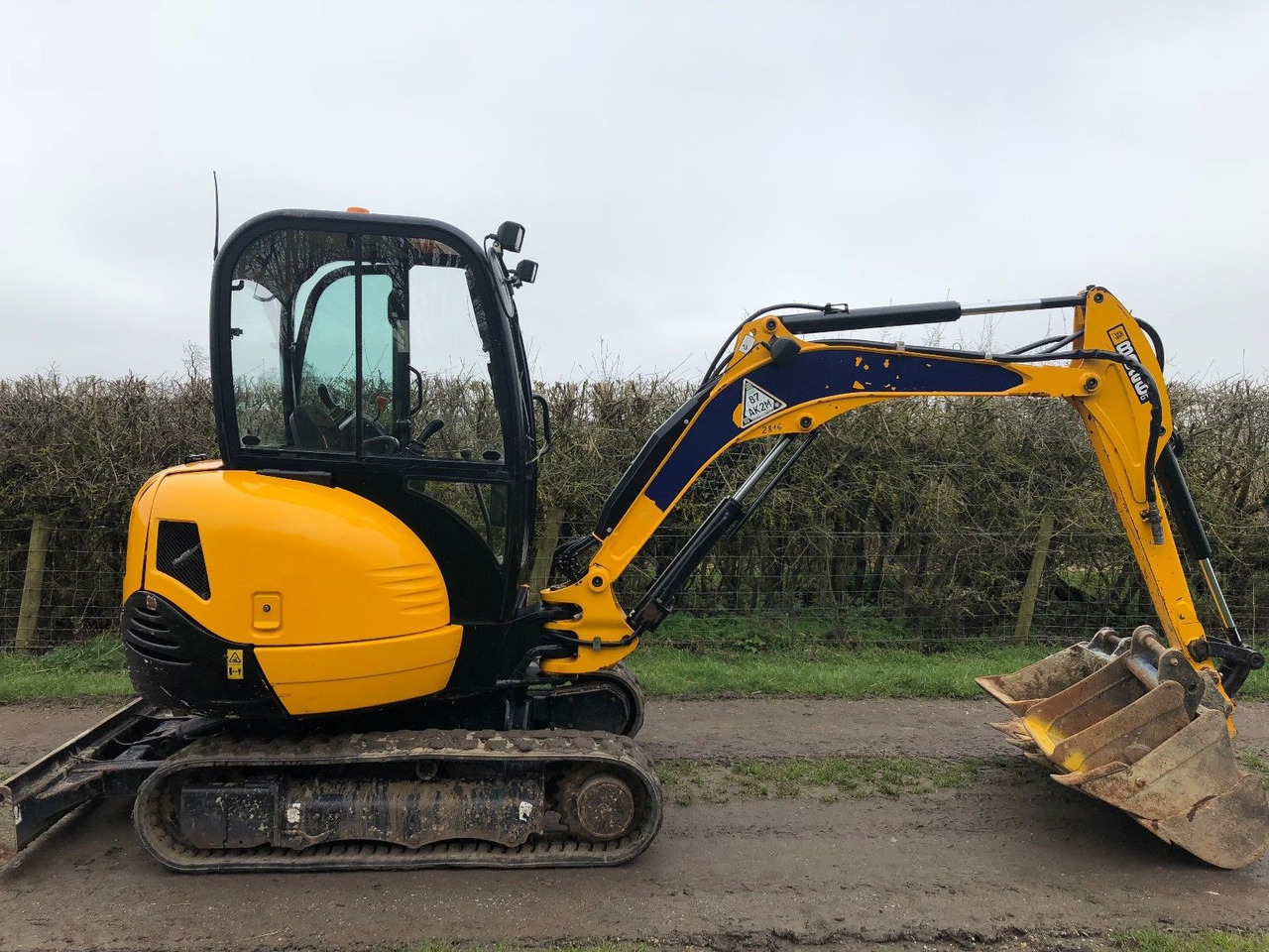 JCB 8026 CTS - Mini-ekskavators: foto 2 JCB 8026 CTS - Mini-ekskavators: foto 2