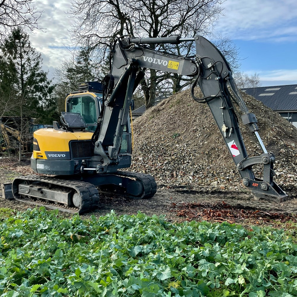 VOLVO ECR88D - Ekskavators: foto 4 VOLVO ECR88D - Ekskavators: foto 4