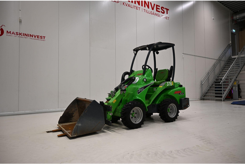 Avant 423 - Riteņu iekrāvējs: foto 2 Avant 423 - Riteņu iekrāvējs: foto 2