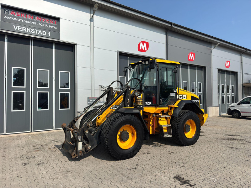 JCB 413 2.800h - Riteņu iekrāvējs: foto 2 JCB 413 2.800h - Riteņu iekrāvējs: foto 2