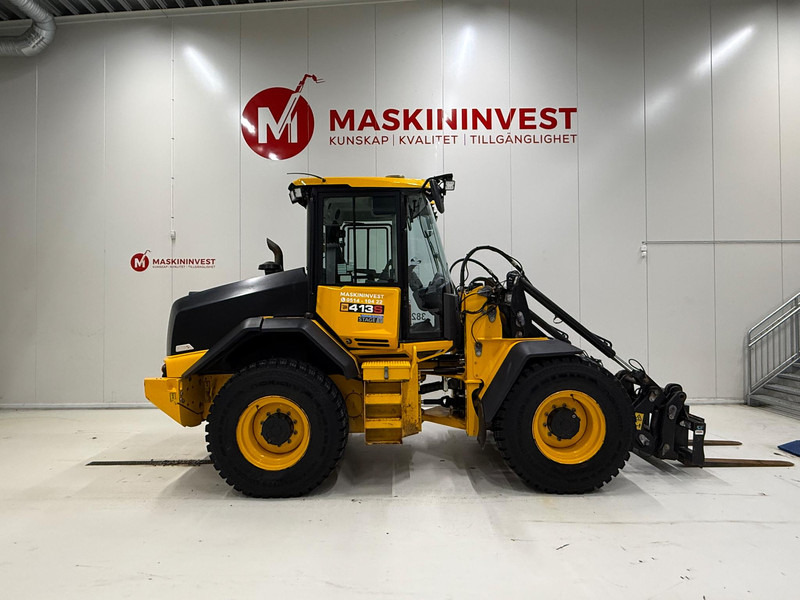 JCB 413S Nordic Edition - Riteņu iekrāvējs: foto 4 JCB 413S Nordic Edition - Riteņu iekrāvējs: foto 4