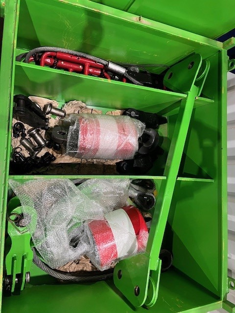 SENNEBOGEN 2200 - Kāpurķēžu celtnis: foto 2 SENNEBOGEN 2200 - Kāpurķēžu celtnis: foto 2