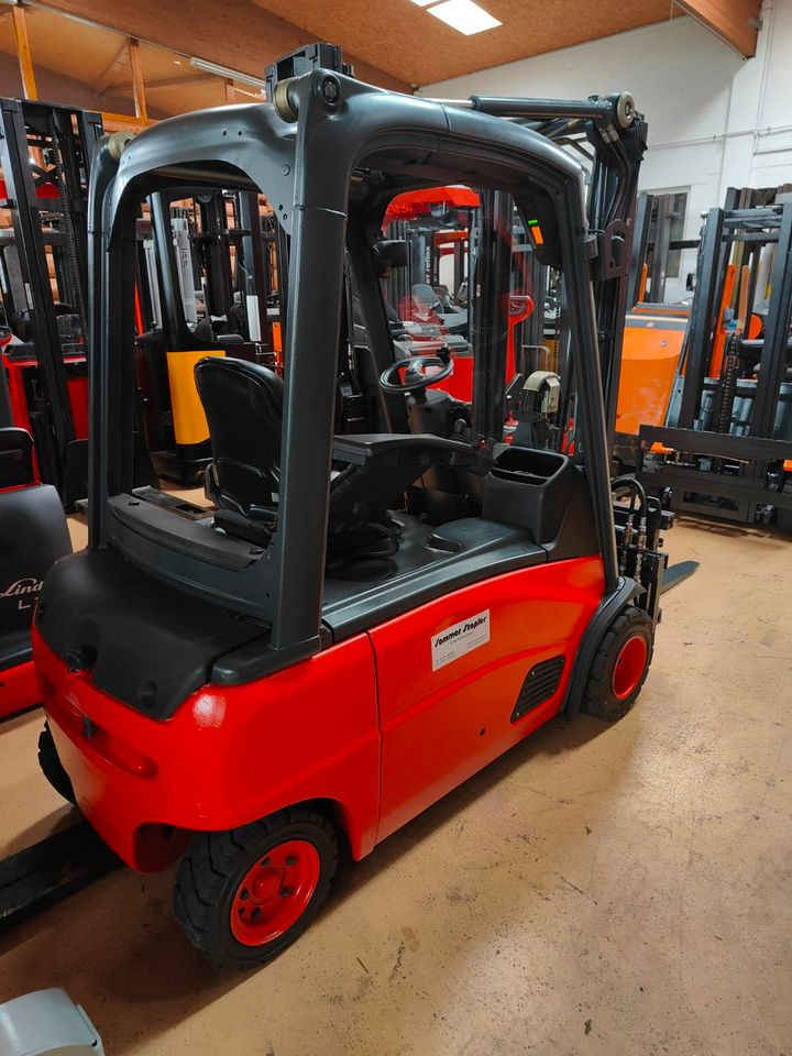 Linde E20PL - Elektroiekrāvējs: foto 4 Linde E20PL - Elektroiekrāvējs: foto 4