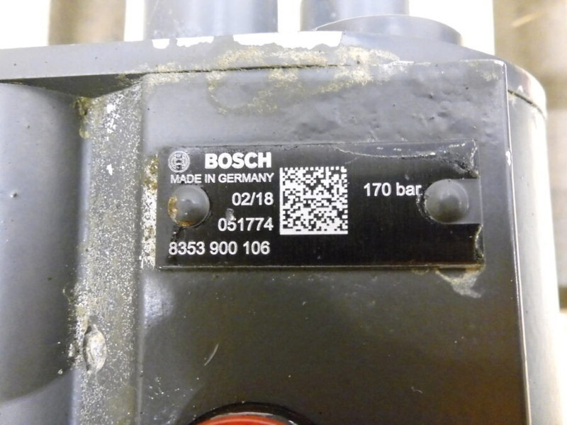 Bosch Actros MP4 - Stūres pastiprinātāja sūknis: foto 2 Bosch Actros MP4 - Stūres pastiprinātāja sūknis: foto 2
