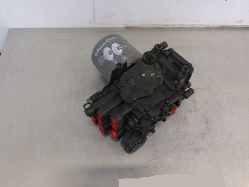 KNORR-BREMSE Actros MP4 - Elektroniskais vadības bloks (ECU): foto 2 KNORR-BREMSE Actros MP4 - Elektroniskais vadības bloks (ECU): foto 2