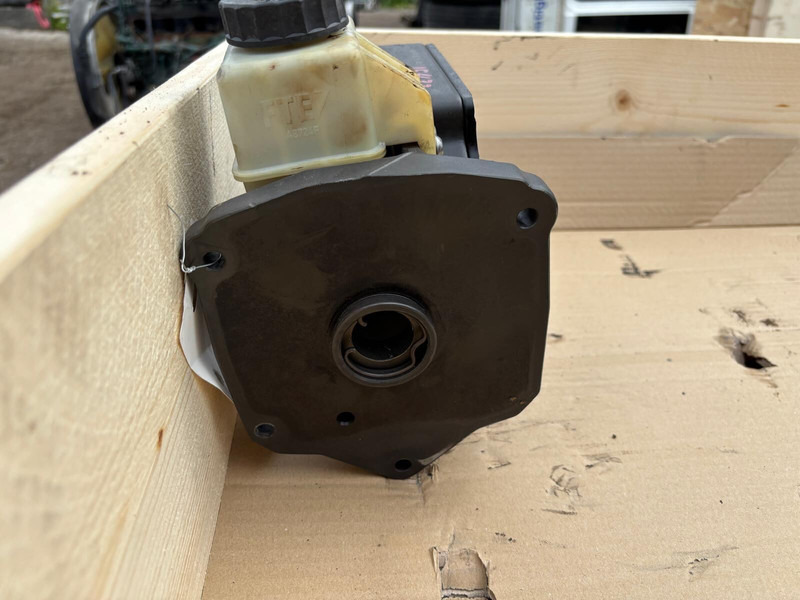 Sajūgs un rezerves daļas Scania R520: foto 6 Sajūgs un rezerves daļas Scania R520: foto 6