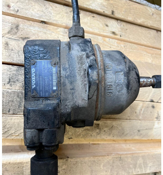 Volvo B12 - Hidrauliskais motors: foto 2 Volvo B12 - Hidrauliskais motors: foto 2