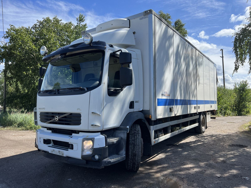 Volvo FL 290 - Kravas automašīna ar slēgto virsbūvi: foto 1 Volvo FL 290 - Kravas automašīna ar slēgto virsbūvi: foto 1