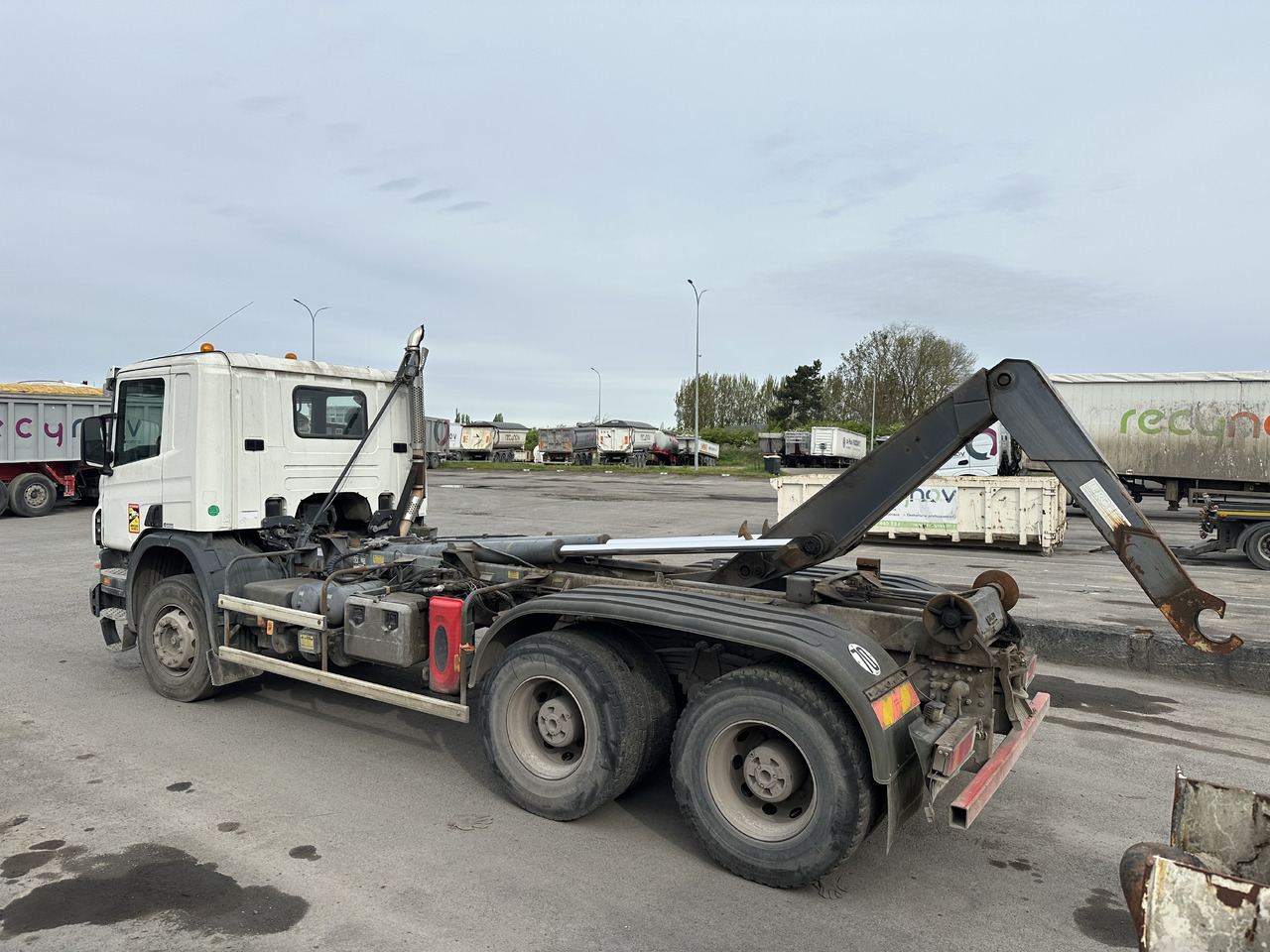 SCANIA P380 - Pacēlājs ar āķi: foto 2 SCANIA P380 - Pacēlājs ar āķi: foto 2
