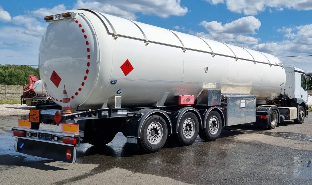 VPS CN50/ EMERSON F200/ PROPANE/ LPG - Puspiekabe cisterna: foto 1 VPS CN50/ EMERSON F200/ PROPANE/ LPG - Puspiekabe cisterna: foto 1