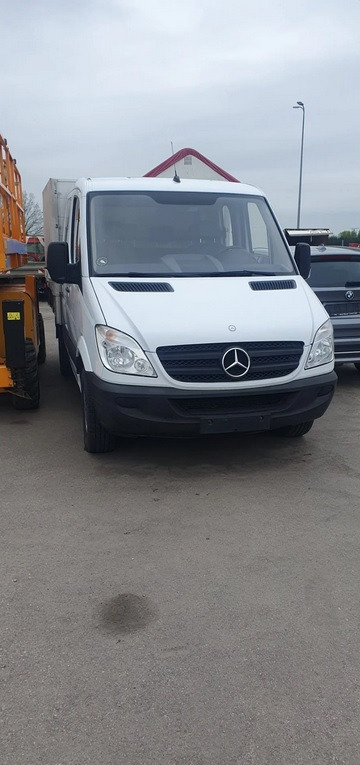Furgons ar tentu, Kravas-pasažieru furgons MERCEDES-BENZ Sprinter 213: foto 1