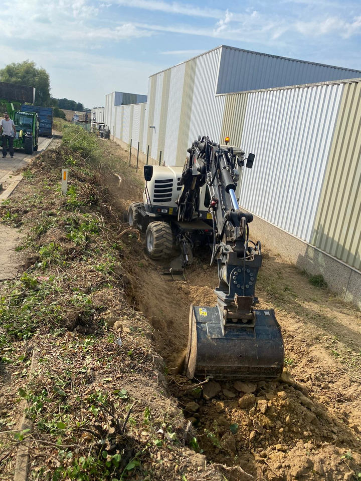 SCHAEFF TW95 - Riteņu ekskavators: foto 3 SCHAEFF TW95 - Riteņu ekskavators: foto 3