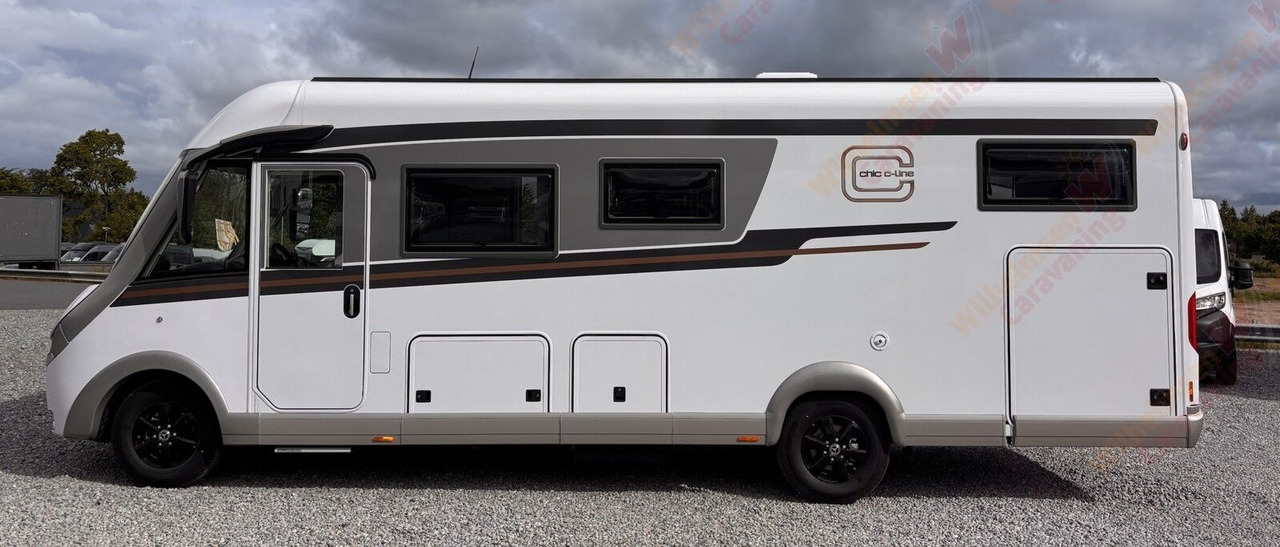 Carthago chic c-line I 4.9 LE L Mercedes*ALDE*Super Paket - Integrēts kemperis: foto 4 Carthago chic c-line I 4.9 LE L Mercedes*ALDE*Super Paket - Integrēts kemperis: foto 4