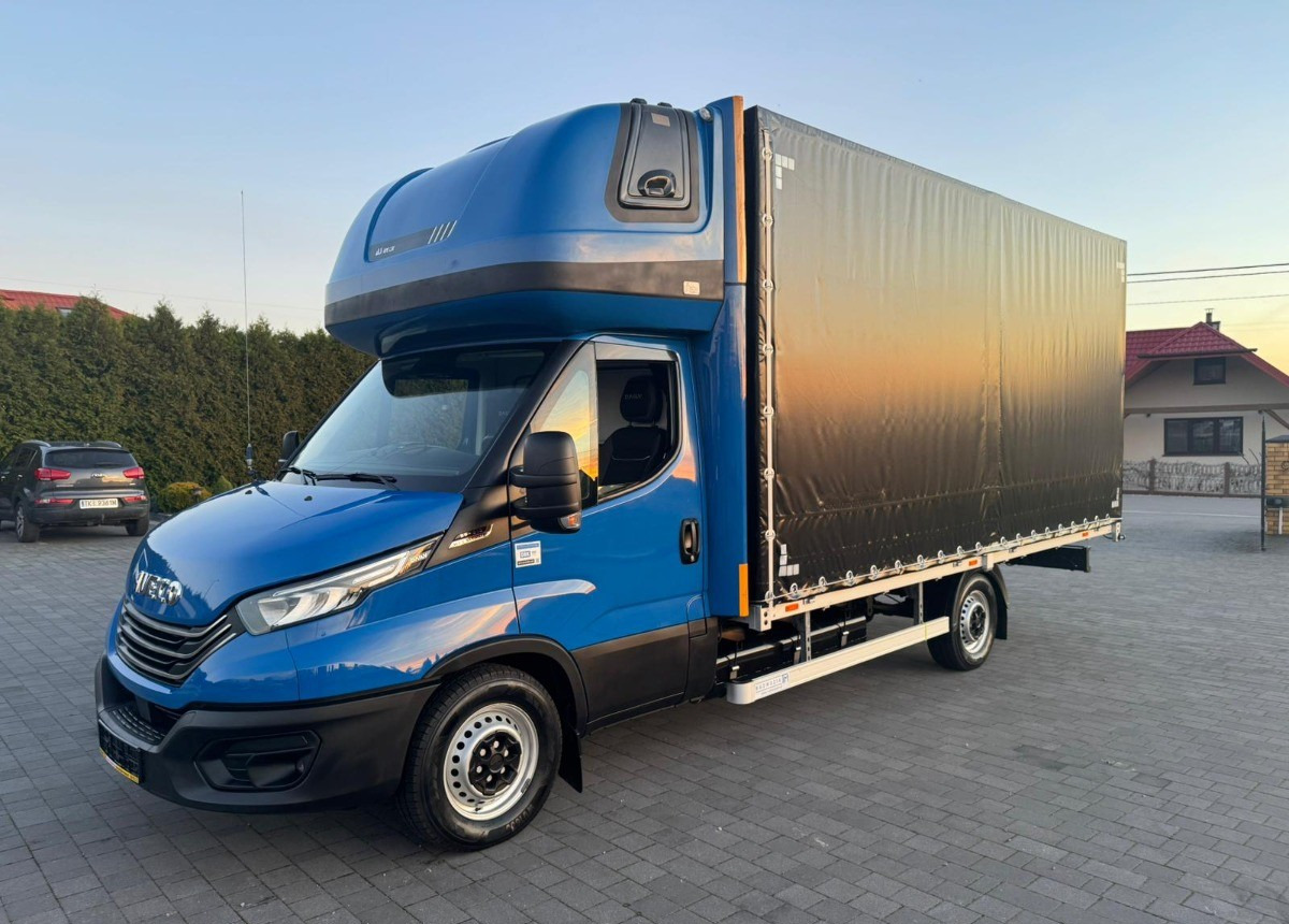 Iveco 35S18 3.0 Hi-Matic Salon Polska 30 180ps - Furgons ar tentu: foto 3 Iveco 35S18 3.0 Hi-Matic Salon Polska 30 180ps - Furgons ar tentu: foto 3