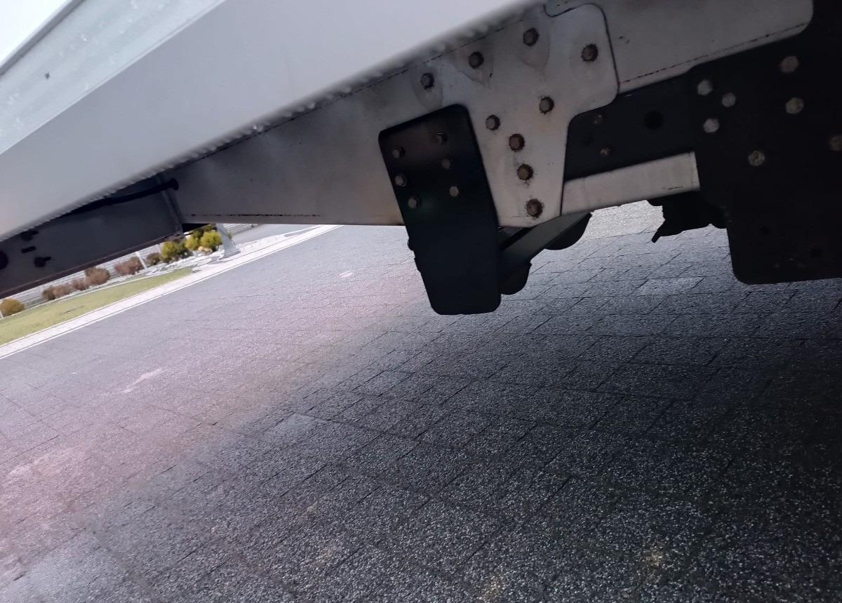Auto evakuators Iveco Daily 35-180 Autolaweta Sypialnia STAN WZOROWY VAT 23: foto 12