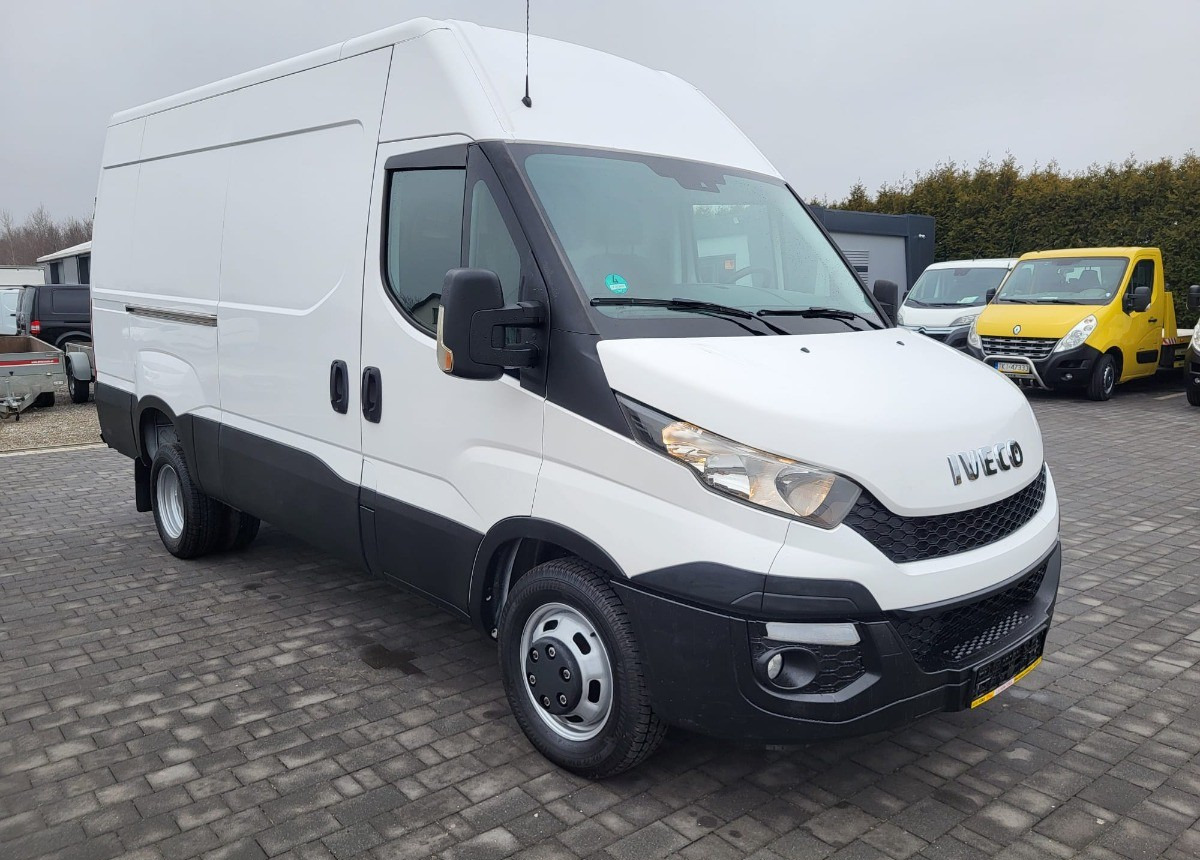 Kravas mikroautobuss Iveco Daily 35C13 Blaszak L3H2 na bliźniakach VAT 23: foto 15