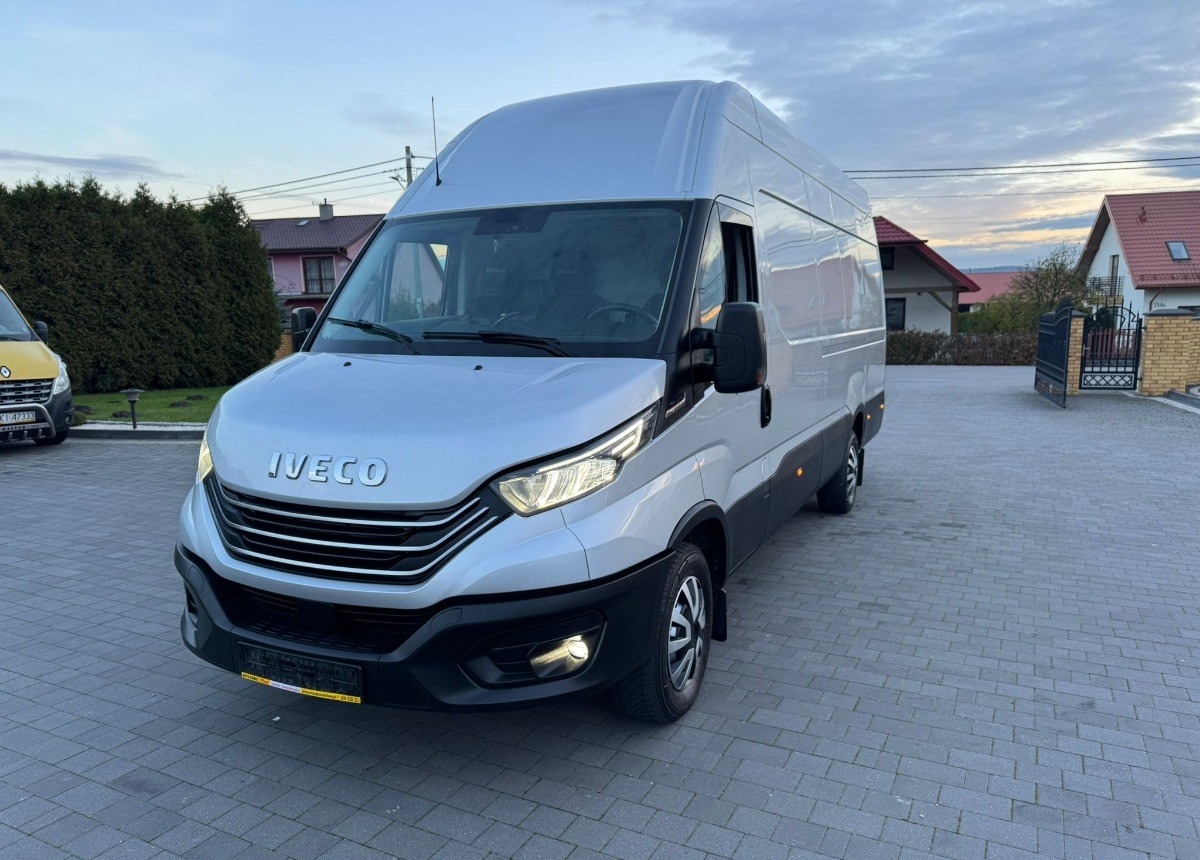 Iveco Maxi 3.0 Himatic 210ps. Salon Polska Hi-matic 210ps Ful Wypas - Kravas mikroautobuss: foto 4 Iveco Maxi 3.0 Himatic 210ps. Salon Polska Hi-matic 210ps Ful Wypas - Kravas mikroautobuss: foto 4