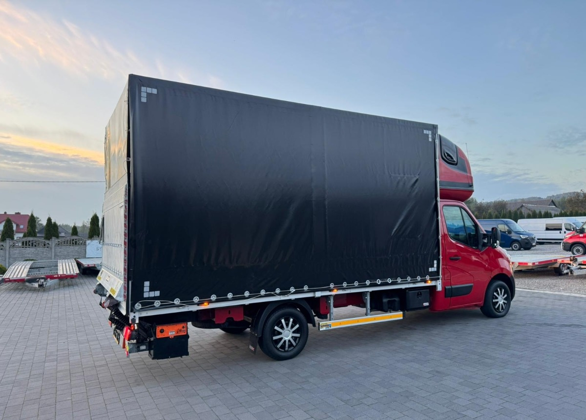 Renault Plandeka z Windom Serwisowany Bezwypadkowy Winda - Furgons ar tentu: foto 2 Renault Plandeka z Windom Serwisowany Bezwypadkowy Winda - Furgons ar tentu: foto 2