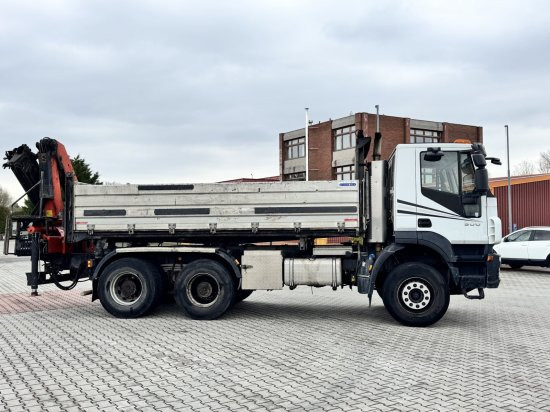 Iveco Trakker KPFC1/2A4_85_1313 - Kravas automašīna pašizgāzējs: foto 2 Iveco Trakker KPFC1/2A4_85_1313 - Kravas automašīna pašizgāzējs: foto 2