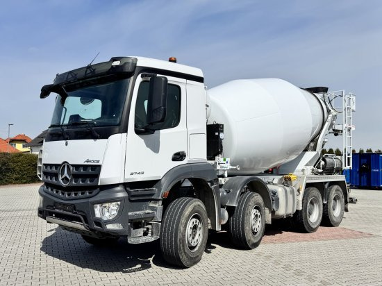 Mercedes-Benz AROCS 3743 Schwing Stetter - Betonvedējs: foto 1 Mercedes-Benz AROCS 3743 Schwing Stetter - Betonvedējs: foto 1