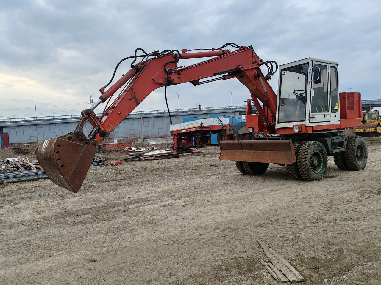 Case Poclain 61P - Riteņu ekskavators: foto 3 Case Poclain 61P - Riteņu ekskavators: foto 3