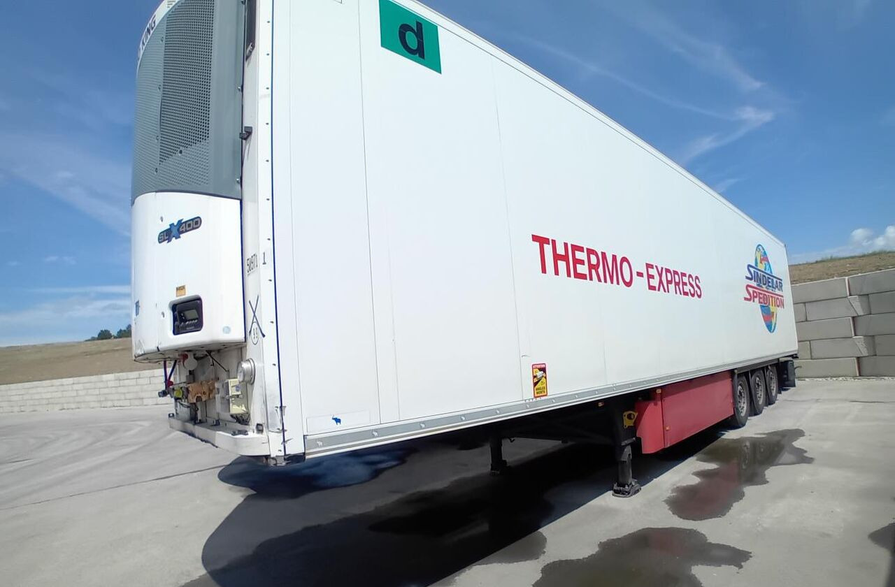 SCHMITZ Schmitz Cargobull - Puspiekabe: foto 1 SCHMITZ Schmitz Cargobull - Puspiekabe: foto 1