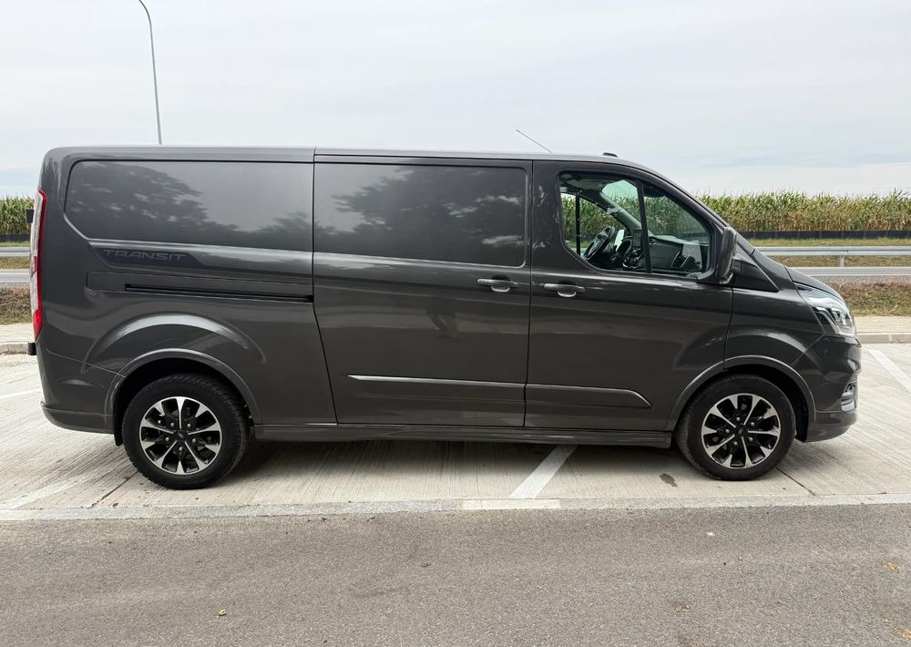 Ford TRANSIT CUSTOM - Mazs furgons: foto 5 Ford TRANSIT CUSTOM - Mazs furgons: foto 5