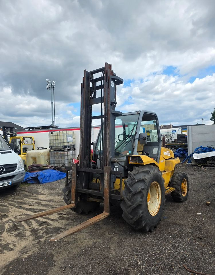 Manitou M26.4 Terenowy 4x4 5,5m - Bezceļu autokrāvējs: foto 2 Manitou M26.4 Terenowy 4x4 5,5m - Bezceļu autokrāvējs: foto 2