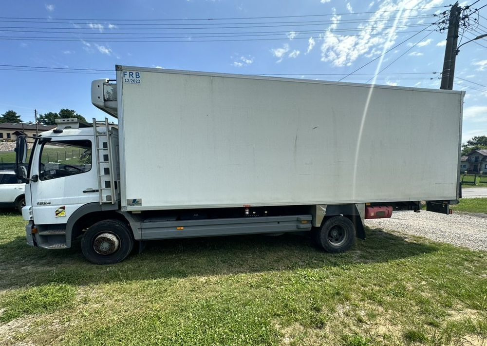 Mercedes-Benz Atego 1524 - Kravas automašīna refrižerators: foto 2 Mercedes-Benz Atego 1524 - Kravas automašīna refrižerators: foto 2
