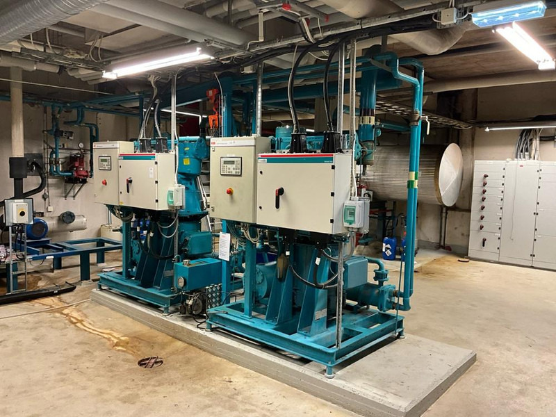 ABB SVA 24 - Metālapstrādes iekārta: foto 1 ABB SVA 24 - Metālapstrādes iekārta: foto 1