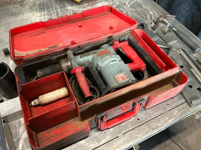 Hilti TE60 - Metālapstrādes iekārta: foto 3 Hilti TE60 - Metālapstrādes iekārta: foto 3